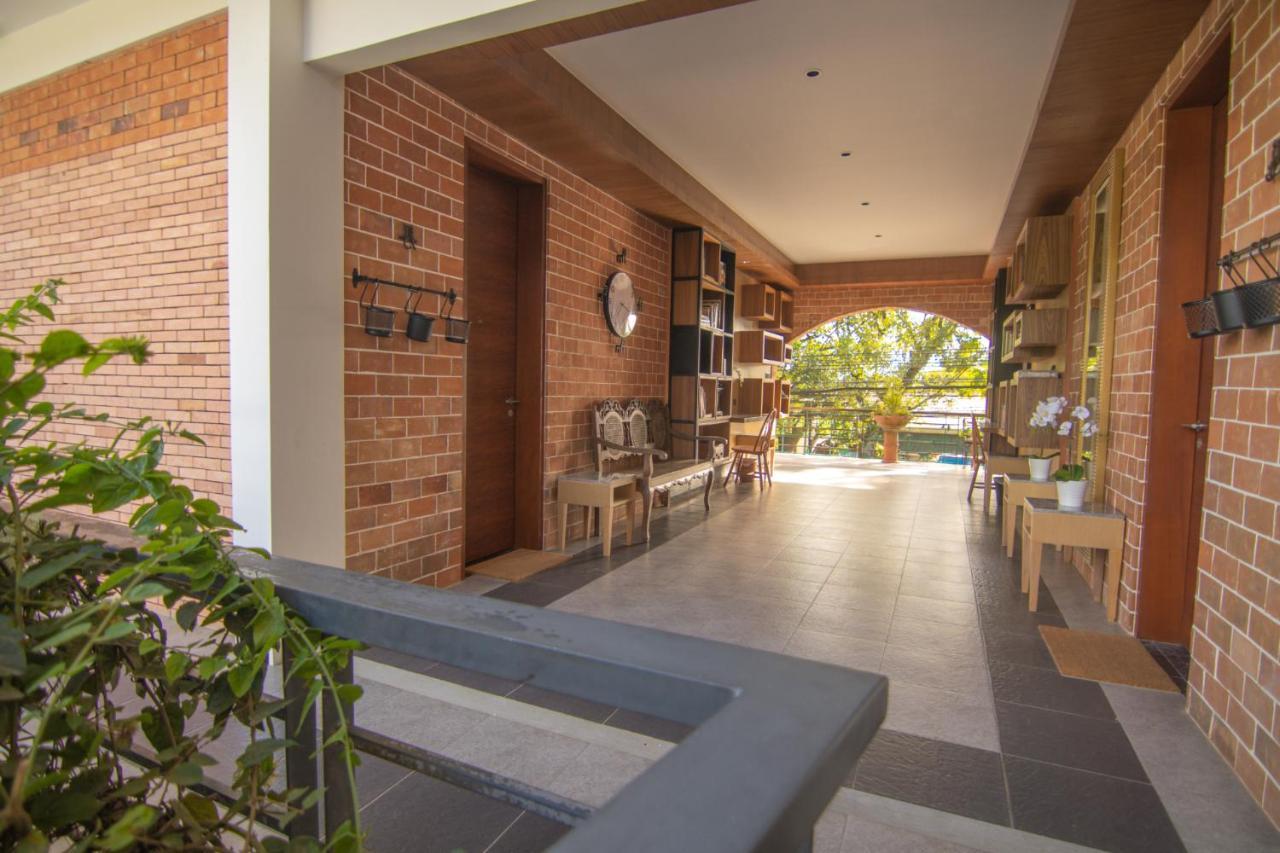 Hotel Gwandalan House Dipolog Esterno foto