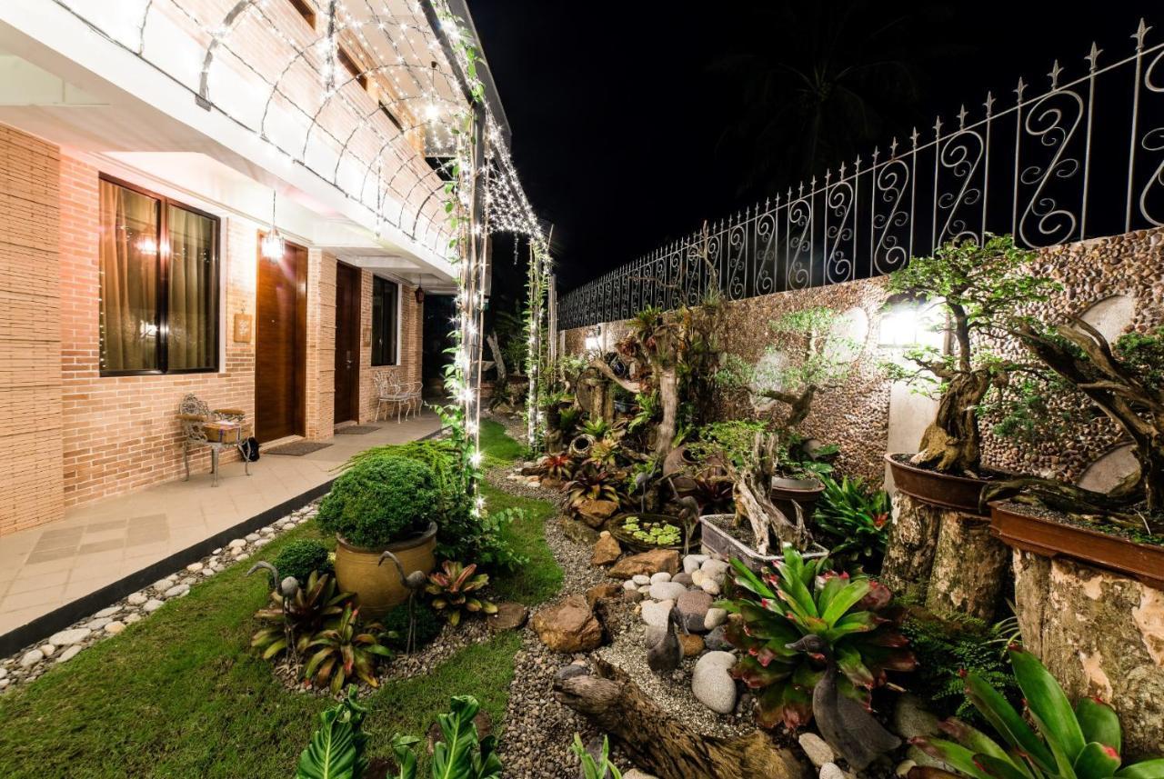 Hotel Gwandalan House Dipolog Esterno foto